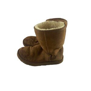 Ugg Australia Classic Chestnut Brown boots - 8 - S/N 1016233